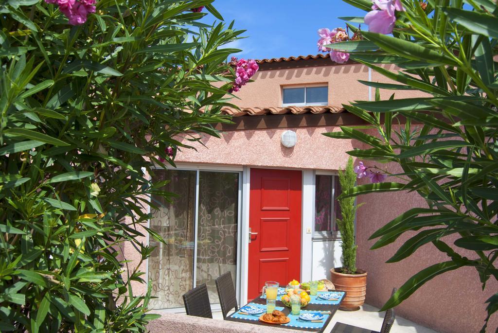 Lagrange Grand Bleu Vacances - Residence Les Jardins De Neptune سان سيبريان المظهر الخارجي الصورة