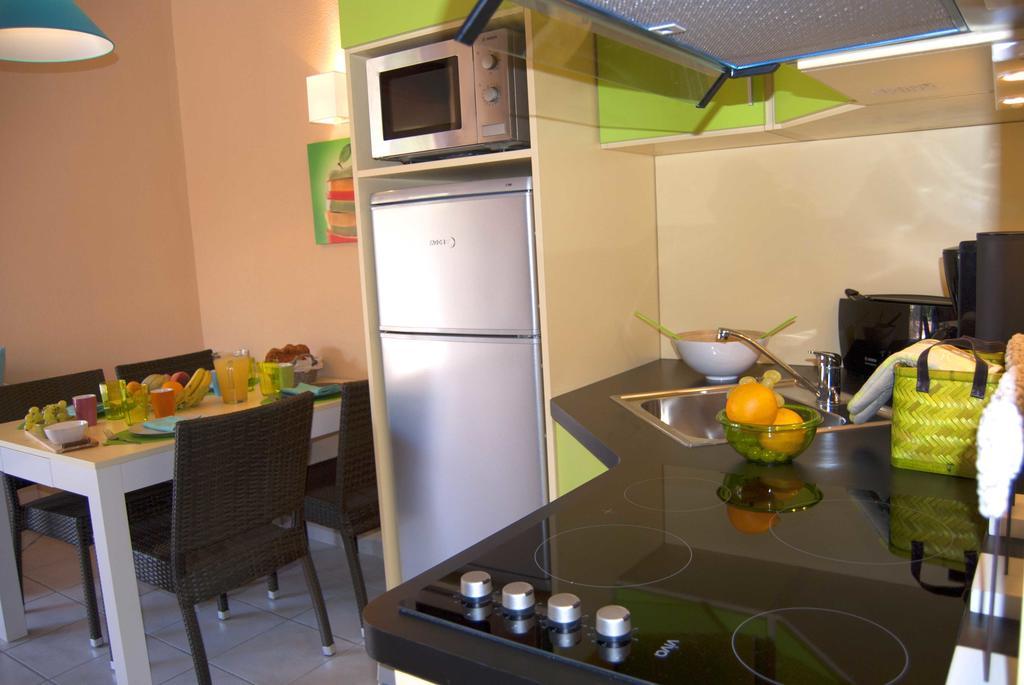 Lagrange Grand Bleu Vacances - Residence Les Jardins De Neptune سان سيبريان المظهر الخارجي الصورة