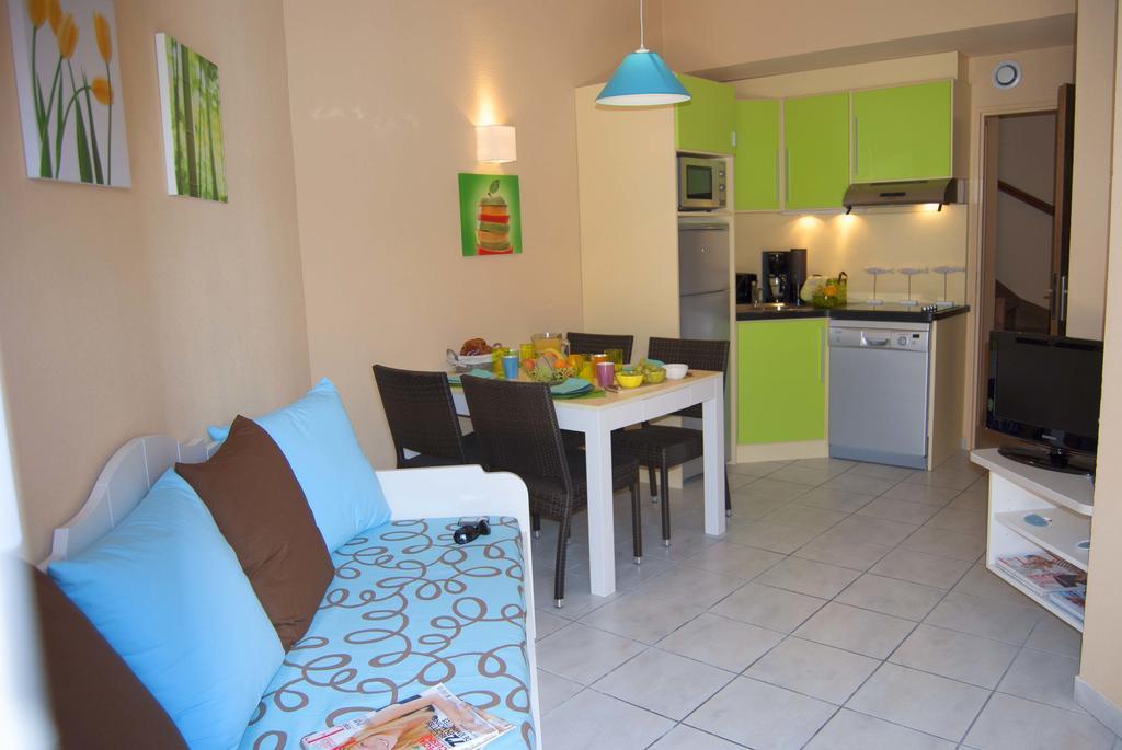 Lagrange Grand Bleu Vacances - Residence Les Jardins De Neptune سان سيبريان المظهر الخارجي الصورة
