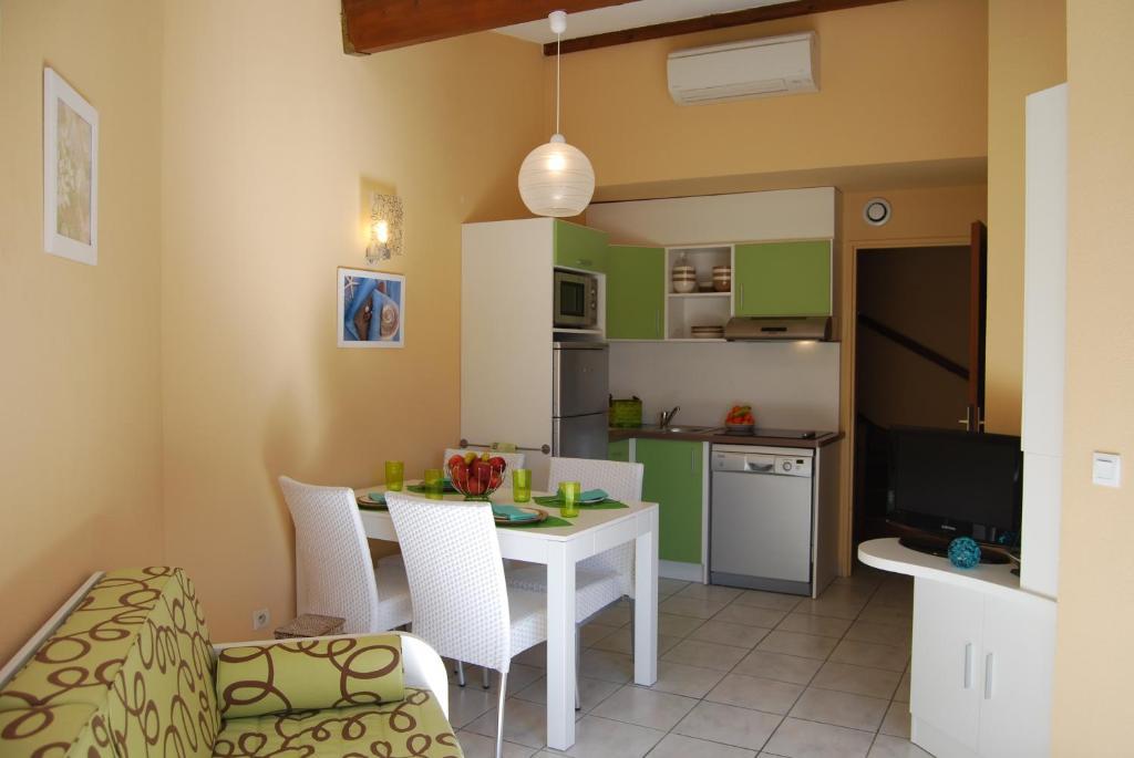 Lagrange Grand Bleu Vacances - Residence Les Jardins De Neptune سان سيبريان الغرفة الصورة