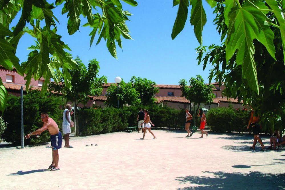 Lagrange Grand Bleu Vacances - Residence Les Jardins De Neptune سان سيبريان المظهر الخارجي الصورة